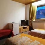 Pension Dingolshausen Affittacamere *