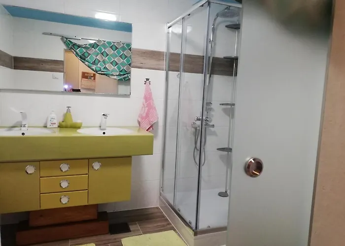Pension Dingolshausen بيت ضيافة